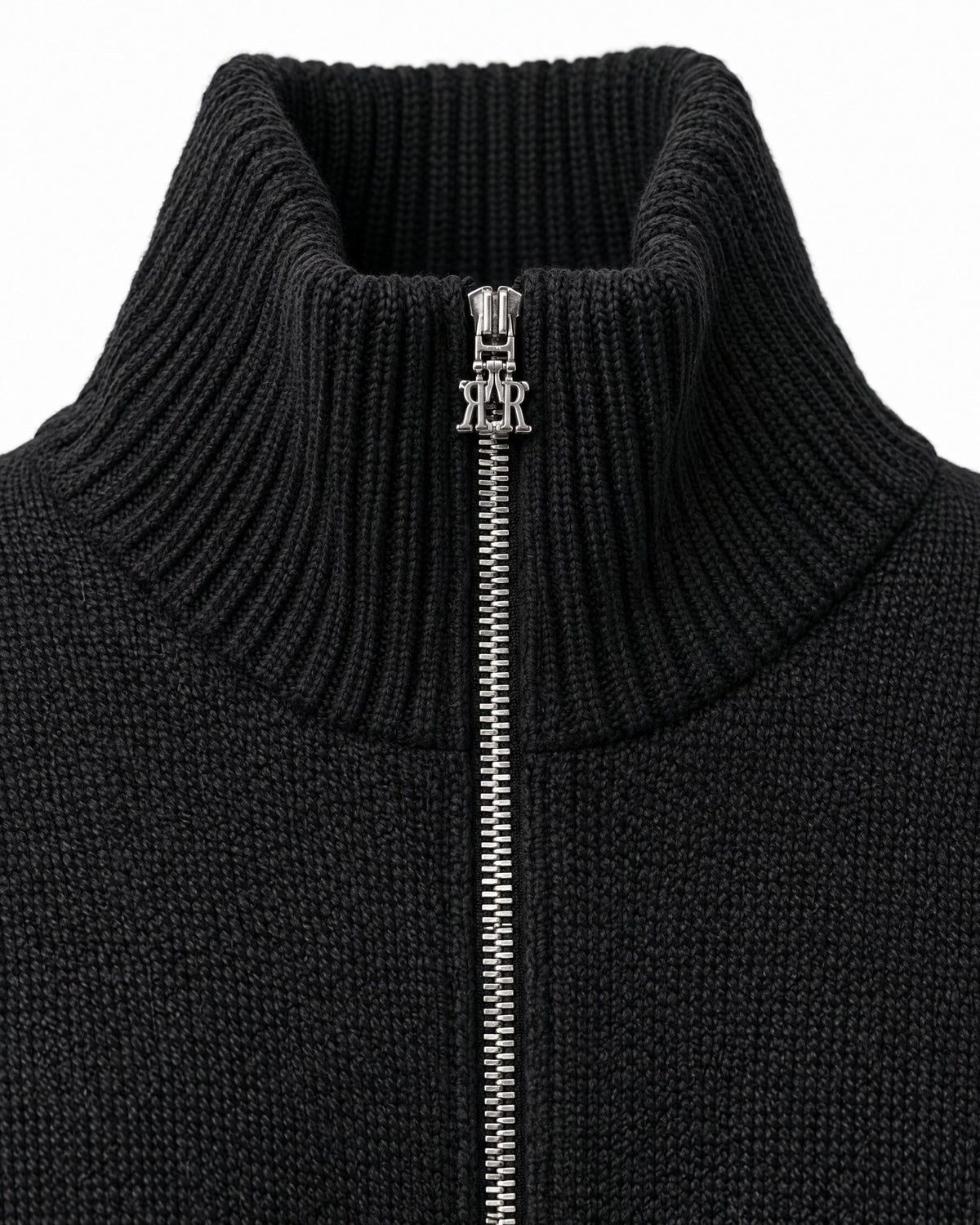 core-zip-sweater-black-adult_03_detail
