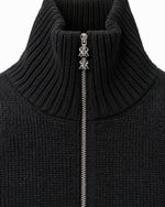 core-zip-sweater-black-boy_03_detail