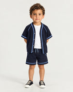 Little boy wearing the Romimi Léon Cotton Shirt, front view