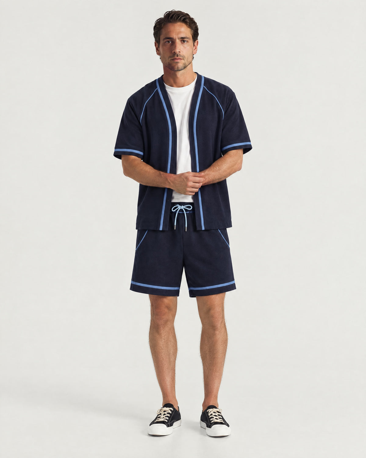 Man wearing the Romimi Léon Cotton Short, front view
