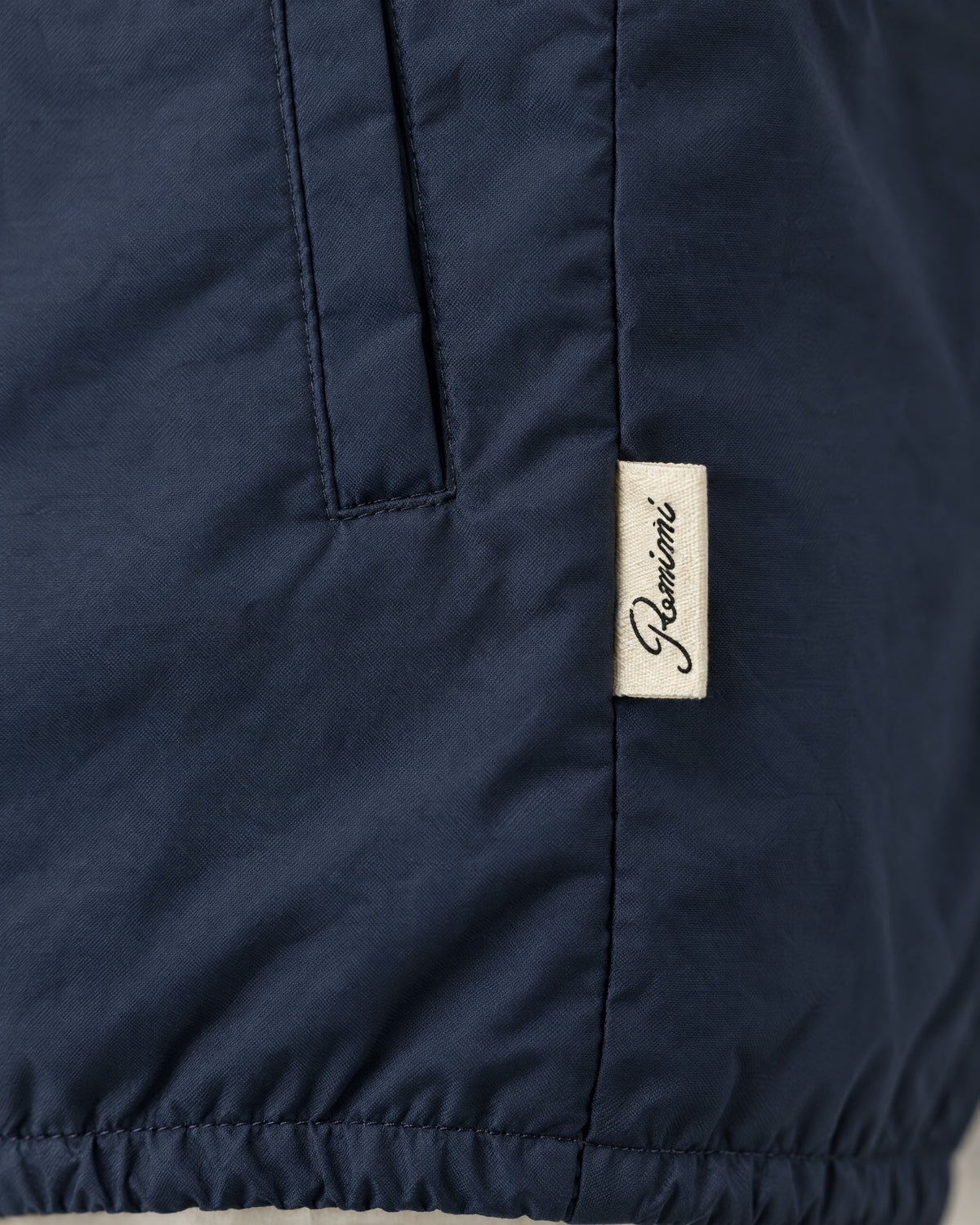Romimi Reverso Gilet in Navy, label close-up