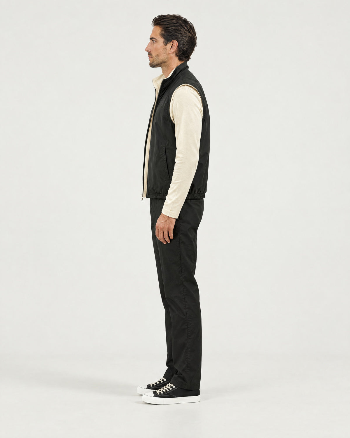Romimi Reverso Set in Black / Cream, side view, worn