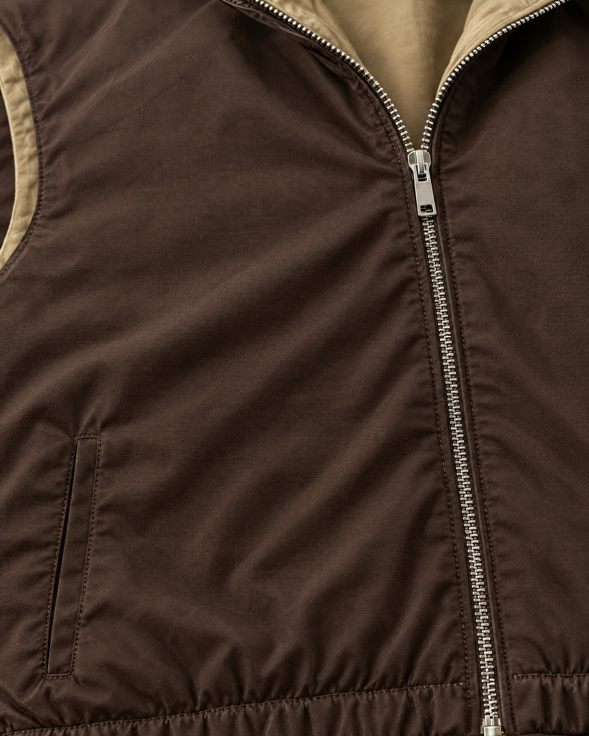 Romimi Reverso Set in Brown / Camel, fabric close-up