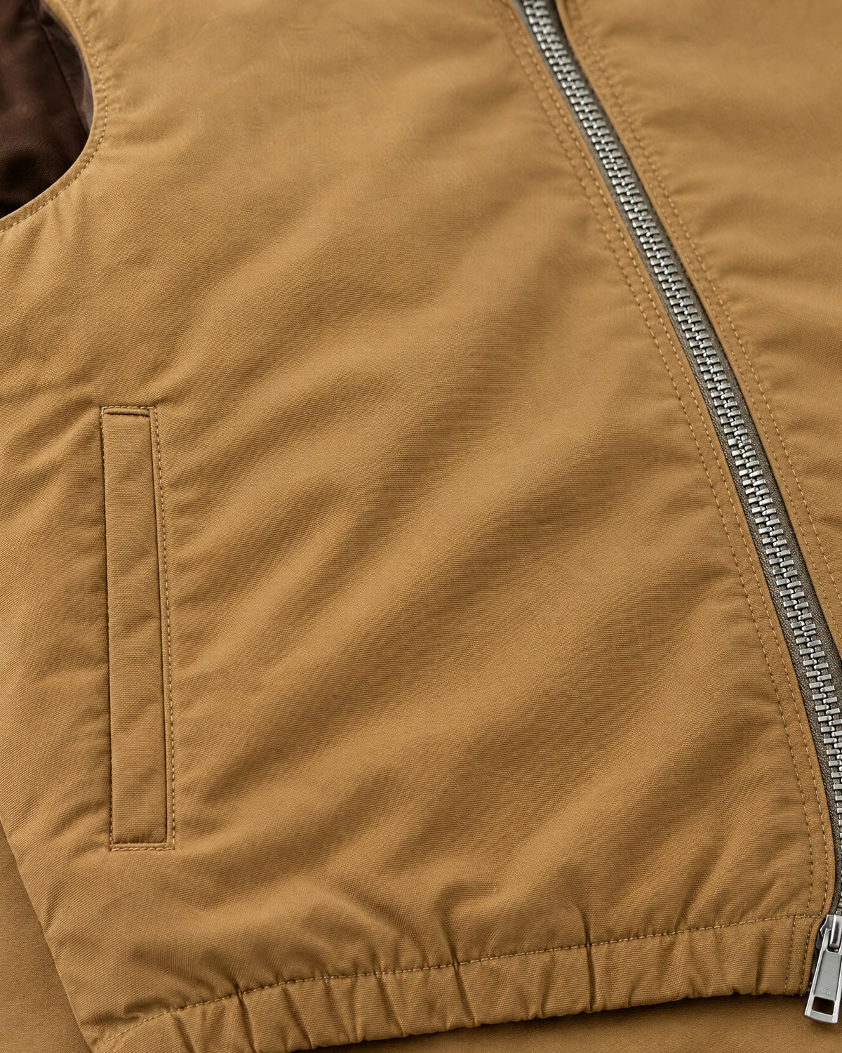 Romimi Reverso Set in Camel / Brown, fabric close-up