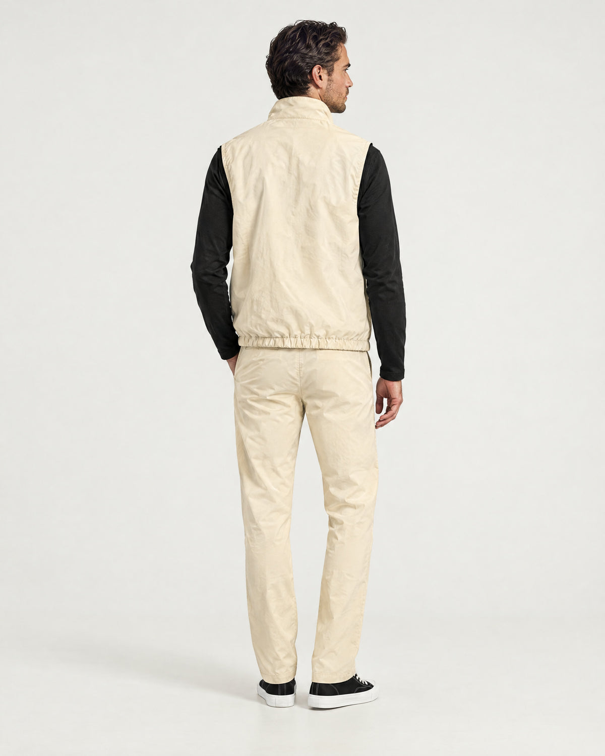 Romimi Reverso Set in Cream / Black, back view, worn