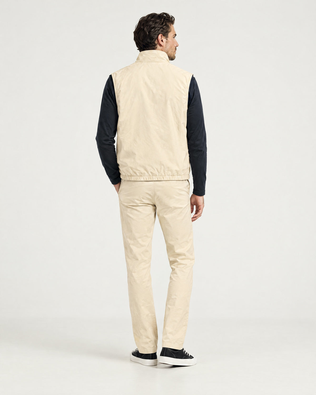 Romimi Reverso Set in Cream / Navy, back view, worn