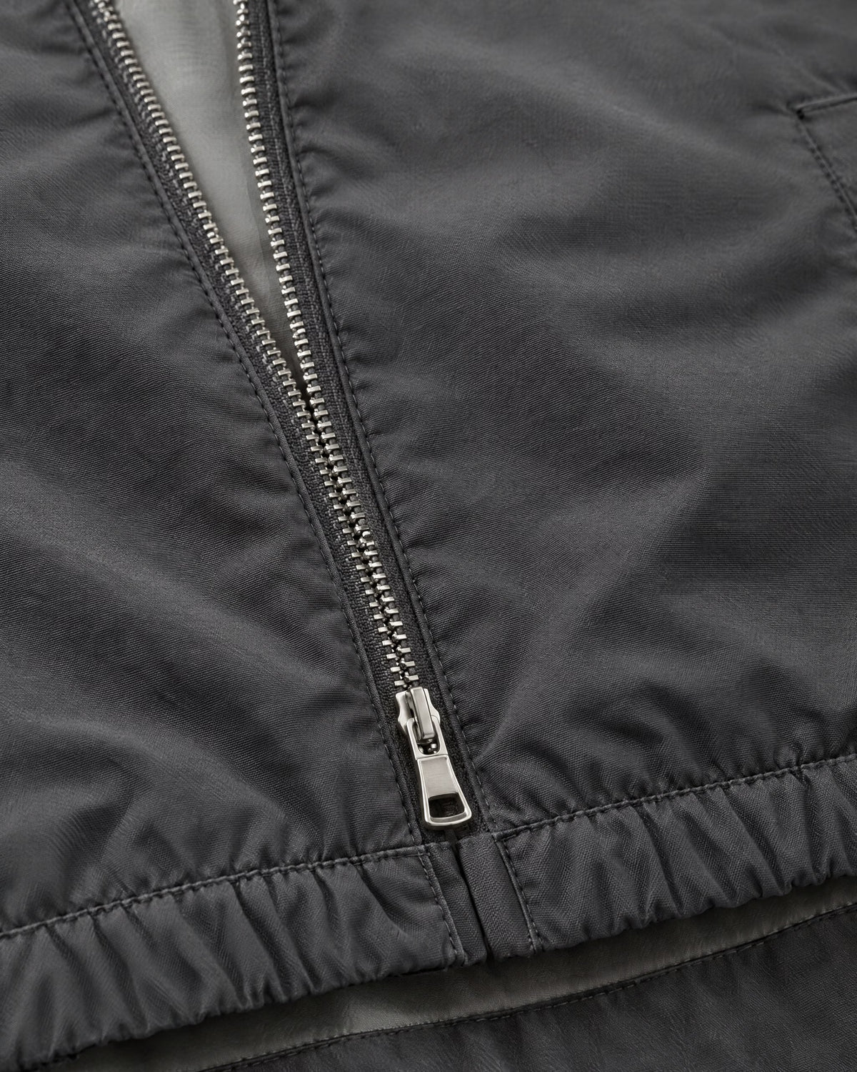Romimi Reverso Set in Grey, fabric close-up