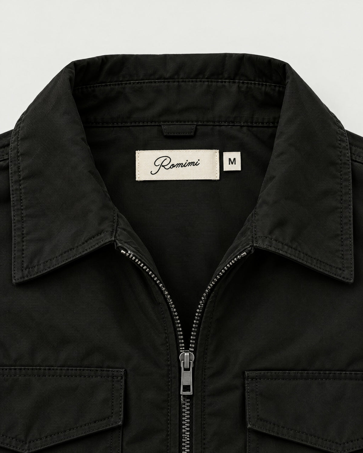 Romimi Tech Cargo Set in Black, label close-up
