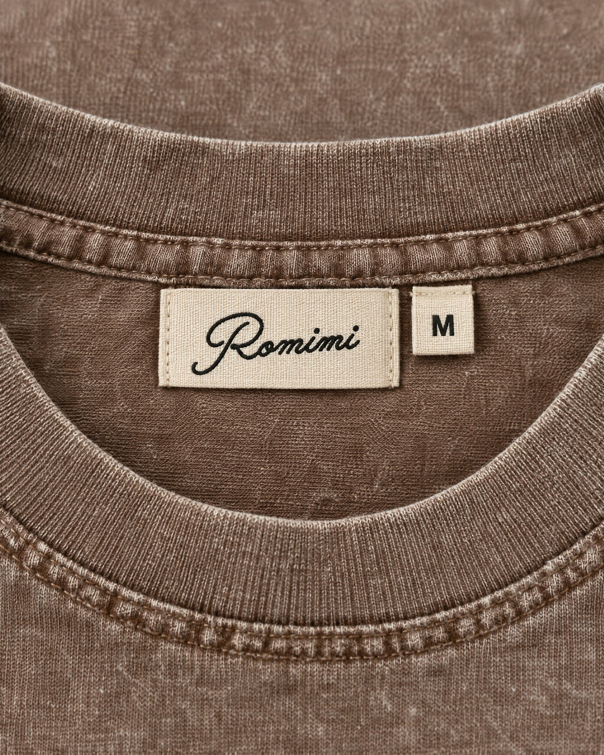 Romimi Washed Heavy Tee in Brown, label close-up