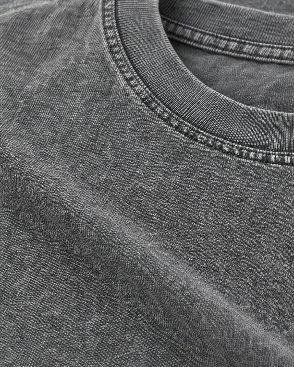 Romimi Washed Heavy Tee in Grey, fabric close-up