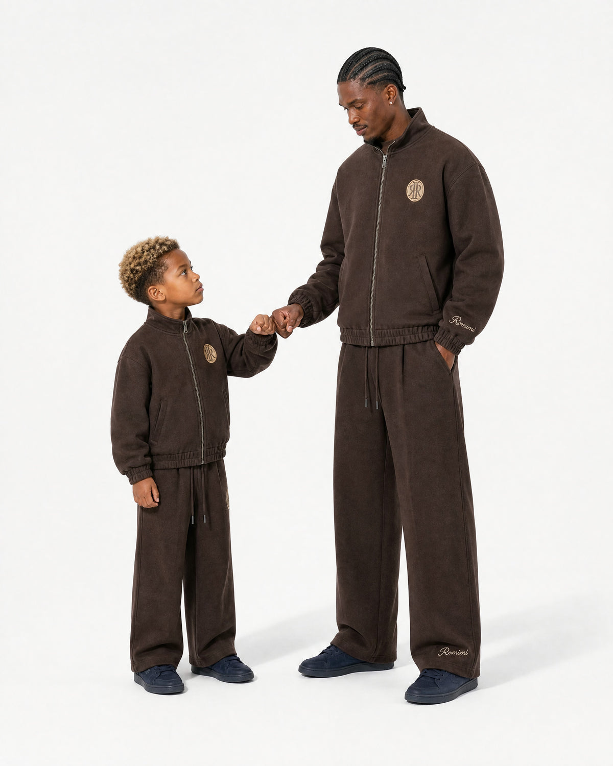 tracksuit-pant-chocolat-adult_06_duo